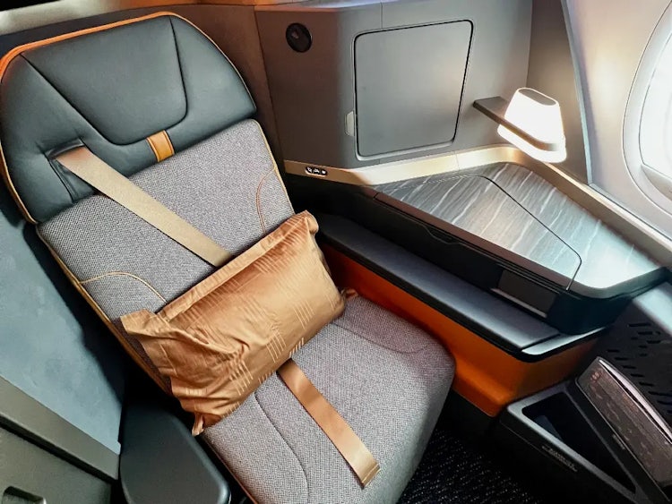 What It's Like to Fly Taiwan's New Luxury Carrier Starlux