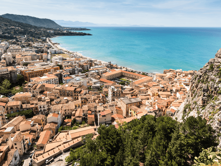 Sicily: The Italian Island That Mixes Mediterranean and Arab Influences