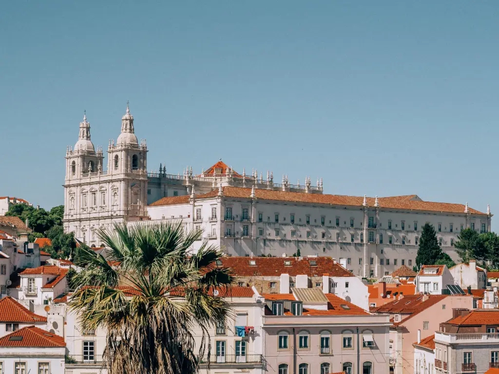 A beautiful building in Alfama, Lisbon