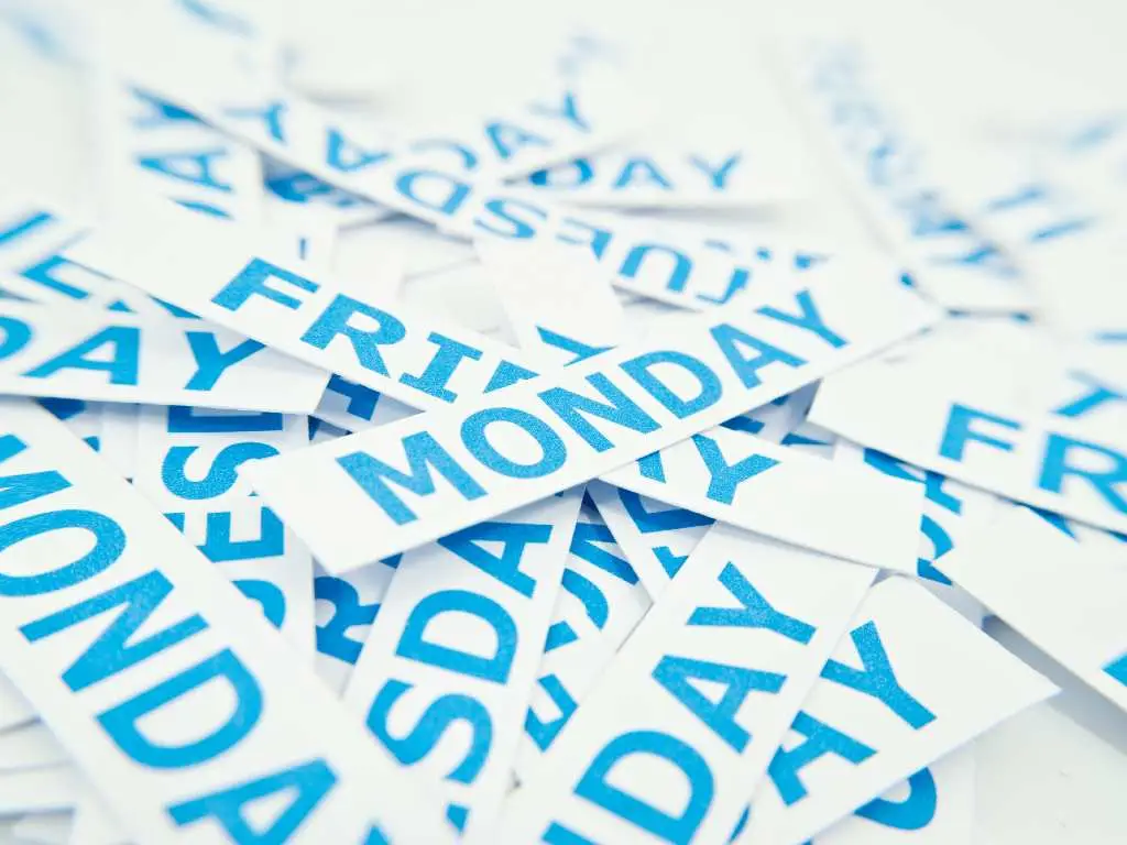 Cheapest Day to Book Flights: Timing Your Purchase Perfectly