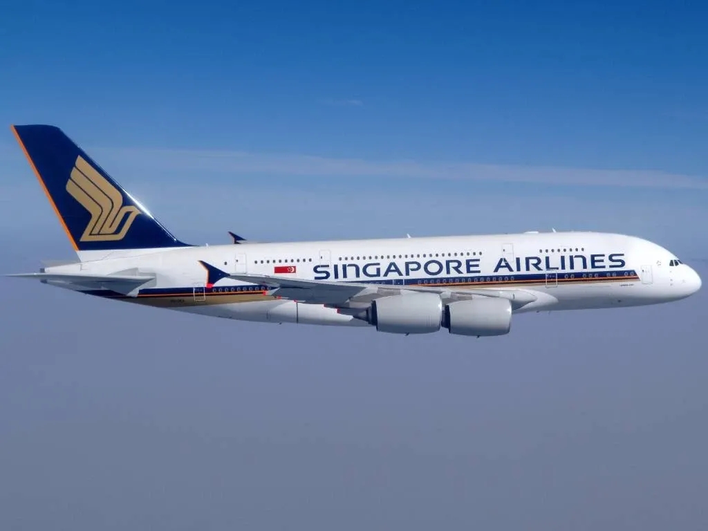 Singapore Airlines first class plane