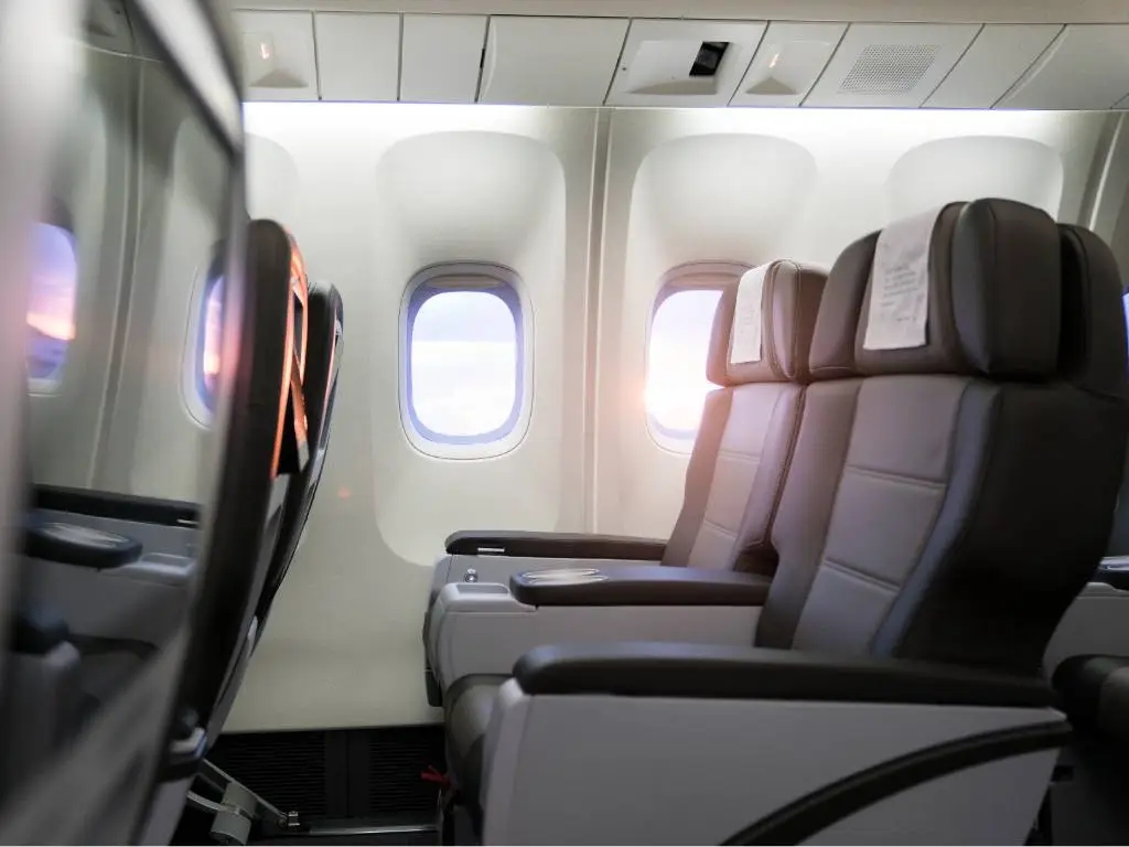 Icelandair Saga class seats