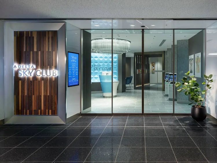 How to Get Delta Sky Club Lounge Access 