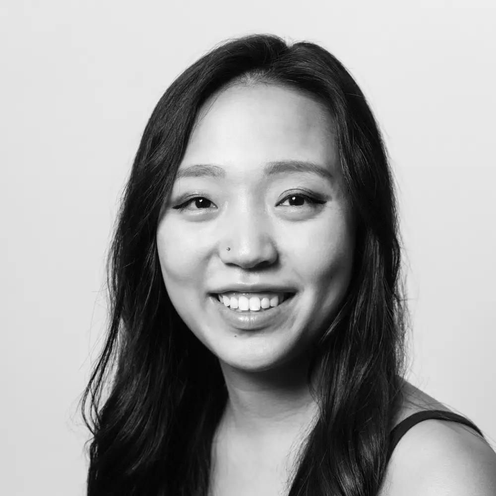 Iris (Yi Youn) Kim
