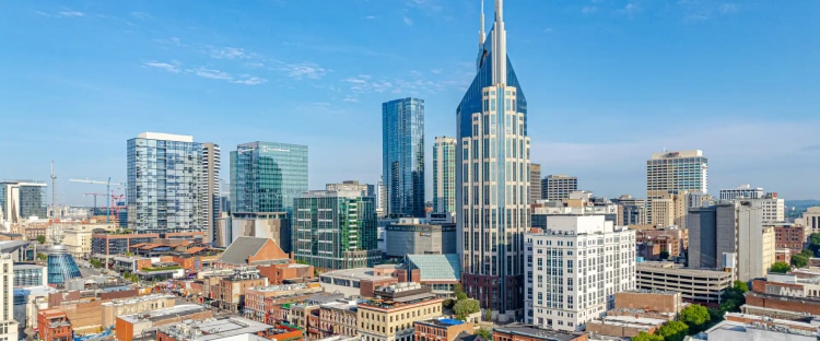 Nashville: The Whiskey-Loving City With 180 Music Venues