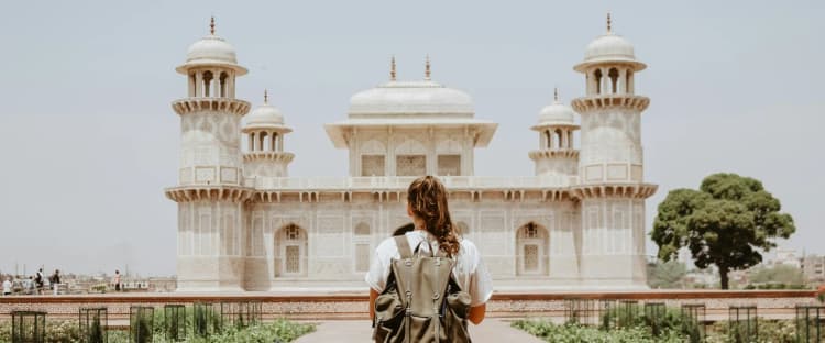 Top Travel Tips for Beginners: What Actually Works